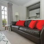 Arundel Mews - Parking - By Brighton Holiday Lets