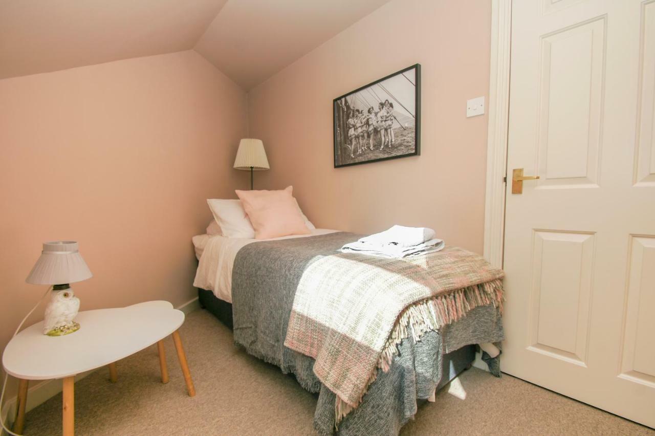 Holiday home Arundel Mews - Parking - By Lets